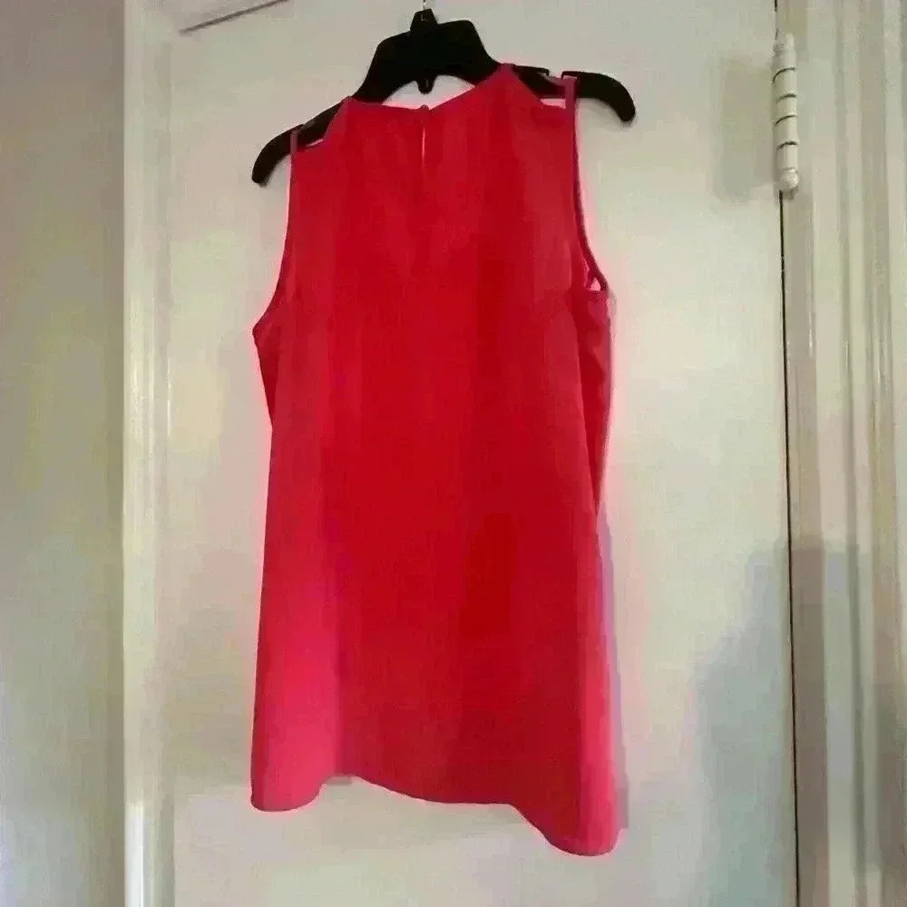 Pixley. Sleeveless blouse. Salmon with cutout accents - Picture 3 of 5